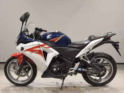 Honda CBR250R 2011