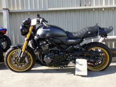 Kawasaki Z900RS SE 2025