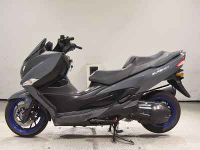 Suzuki Burgman 400 2023