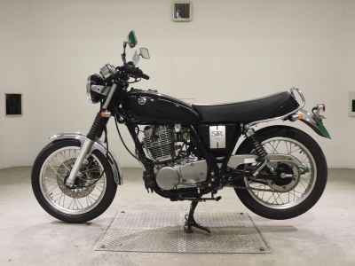 Yamaha SR400 2019