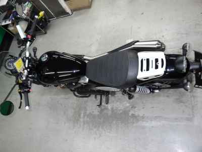 Triumph Street Scrambler 2021