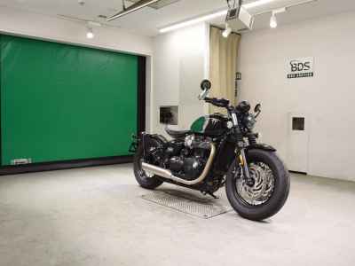Triumph Bonneville Bobber 2023
