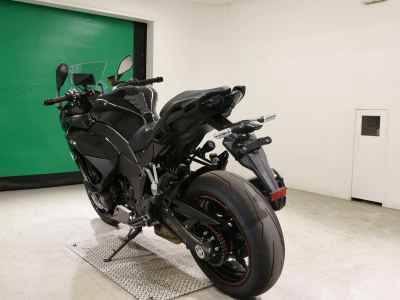 Kawasaki Ninja 1000SX 2023