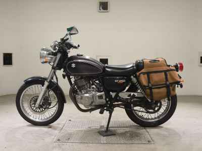 Suzuki ST250E