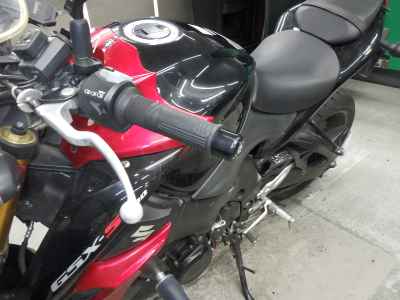 Suzuki GSX-S1000F