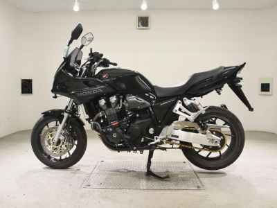 Honda CB1300 Super Boldor 2025