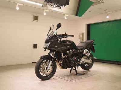 Honda CB1300 Super Boldor 2025