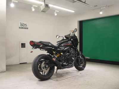 Kawasaki Z900RS 2018
