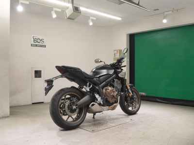 Honda CB650R 2024