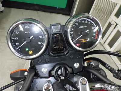 Honda CB400SF 2022