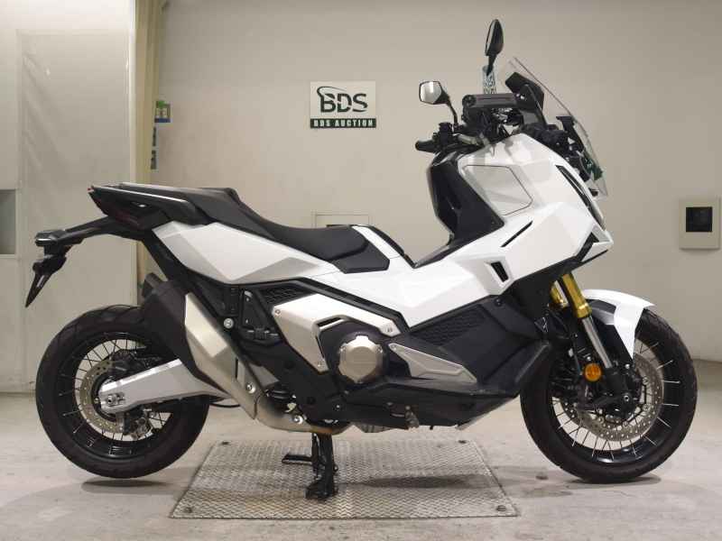 Honda X-Adv 750 2025