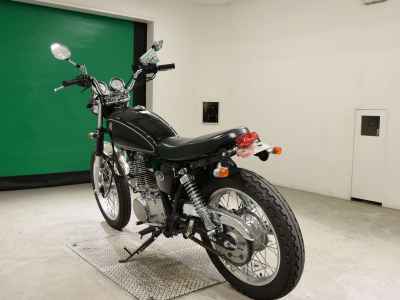Yamaha SR400 2012