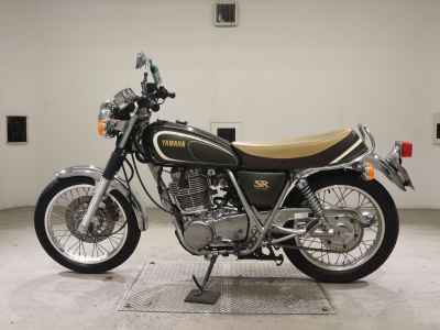 Yamaha SR400 2013