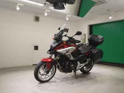 Honda NC750X 2018