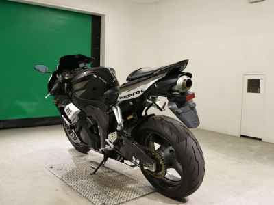 Honda CBR1000RR 2006