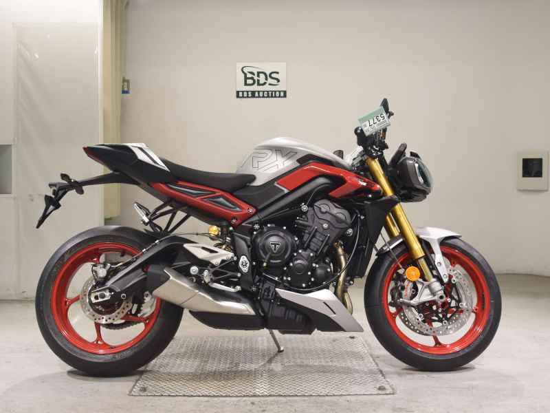 Triumph Street Triple RX 2026