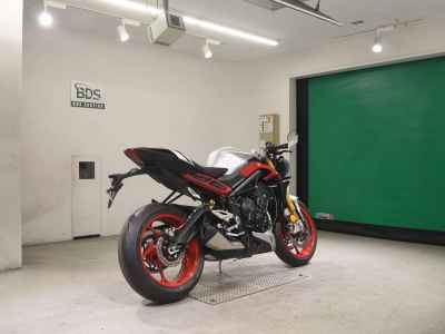 Triumph Street Triple RX 2026