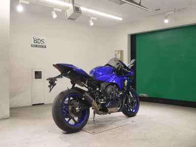 Yamaha YZF-R1 2024