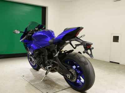 Yamaha YZF-R1 2024