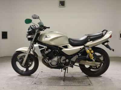Kawasaki Balius ZR250