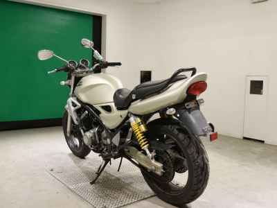 Kawasaki Balius ZR250