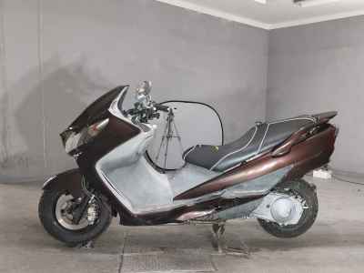 Suzuki Skywave 250S