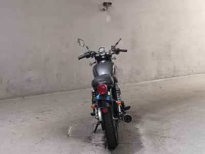 Suzuki ST250E