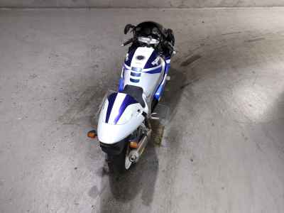 Suzuki GSX-R750