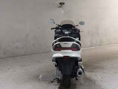 Suzuki Skywave 400