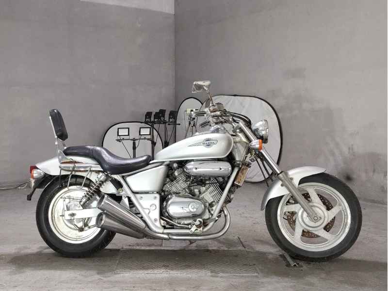 Honda Magna 250