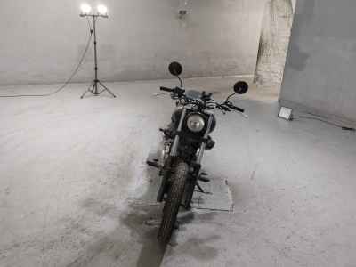 Suzuki Intruder 250LC