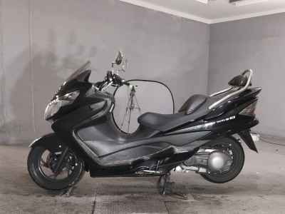 Suzuki Skywave 250S