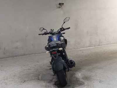 Yamaha FZ25