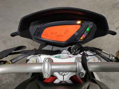 MV Agusta Brutale 800