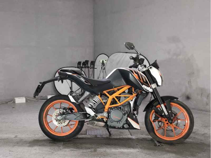 KTM 390 Duke