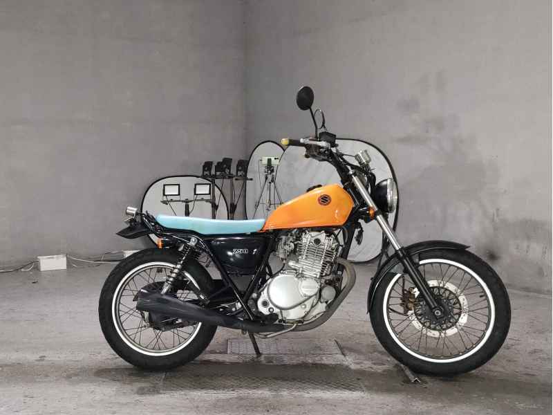 Suzuki GrassTracker