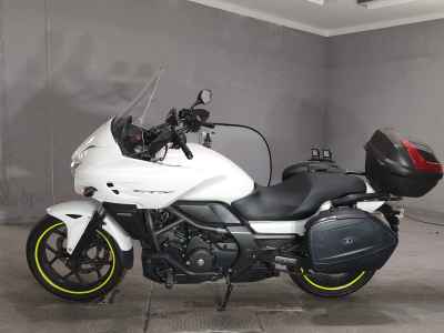 Honda CTX700 2016