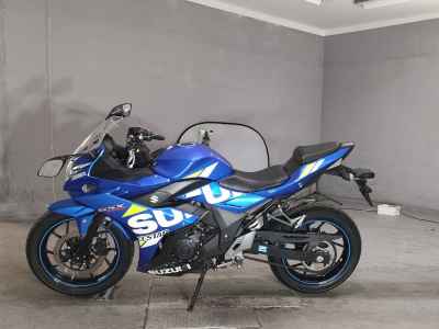 Suzuki GSX250R
