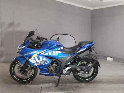 Suzuki Gixxer 250SF