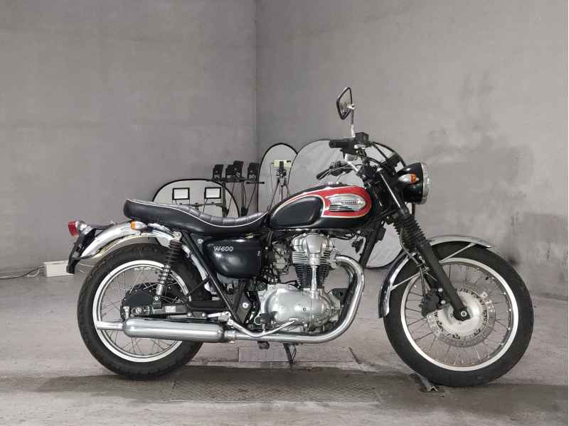 Kawasaki W400 2010