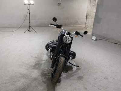 BMW R18 2025