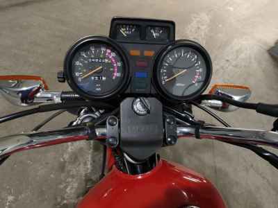 Yamaha XJ550 2022