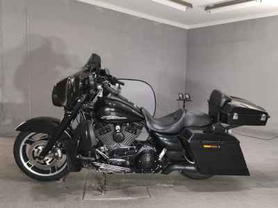 Harley-Davidson FLHX 1690 2012