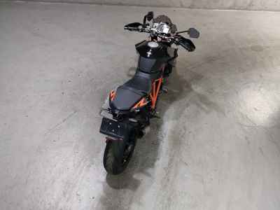 KTM 1290 Super Duke R 2015