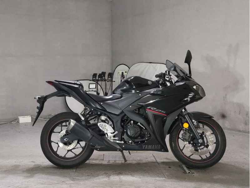Yamaha YZF-R25