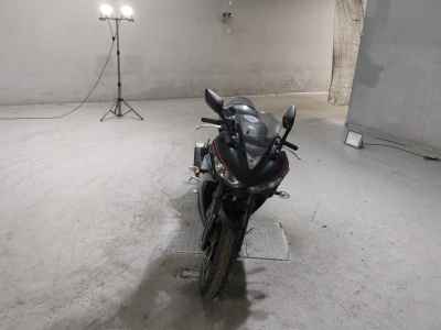 Yamaha YZF-R25