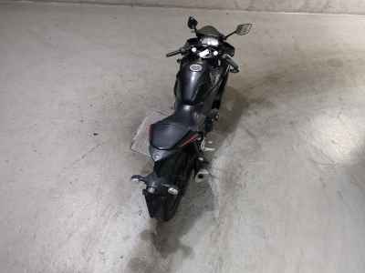 Yamaha YZF-R25