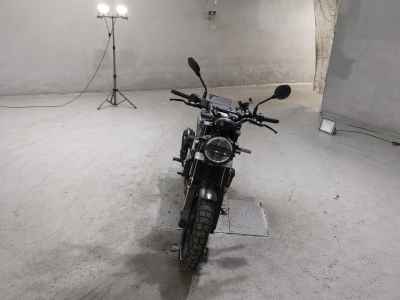 Husqvarna Svartpilen 401 2021
