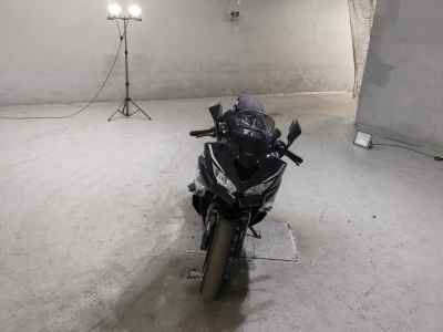 Kawasaki Ninja ZX-25R KRT Edition