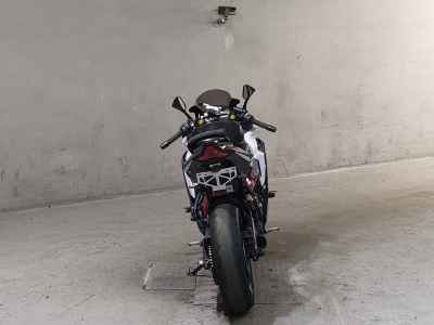 Kawasaki Ninja ZX-25R KRT Edition